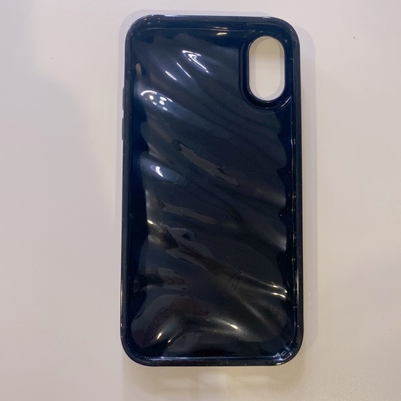 NEW phone case sparkly black and textured - Picture 2 of 3